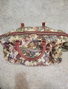 Vintage Floral Tapestry Weekender Bag